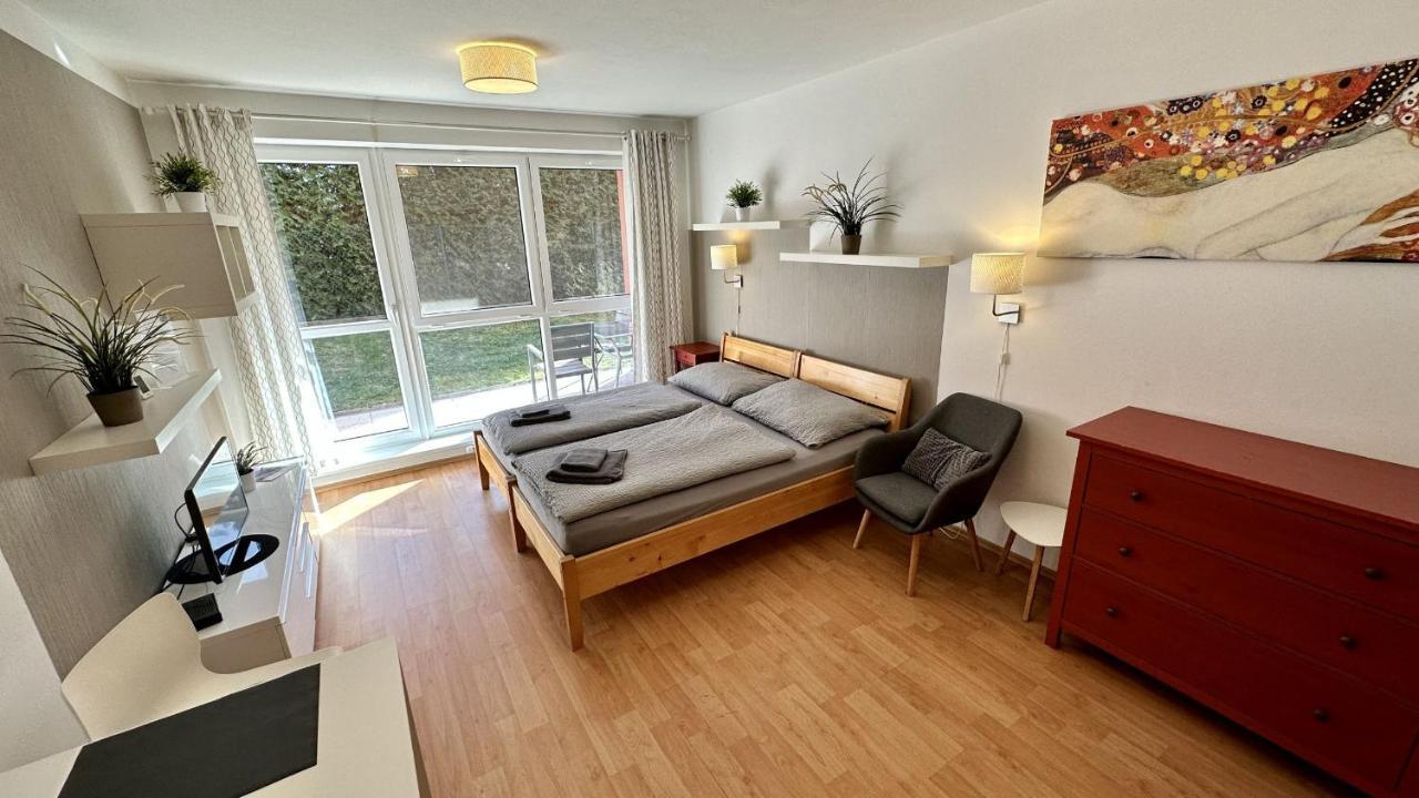 Ubytování Třeboň - apartmány Rožmberk, Svět a Baštýř Exterior foto