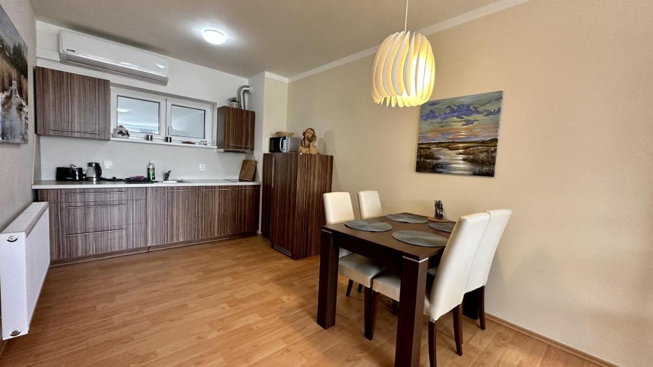 Ubytování Třeboň - apartmány Rožmberk, Svět a Baštýř Exterior foto